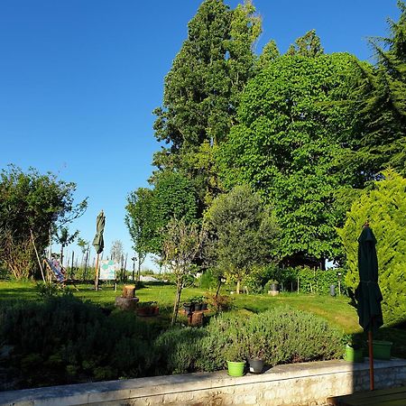 La Tour Du Raygnier Bed & Breakfast Verneuil-le-Chateau Екстериор снимка